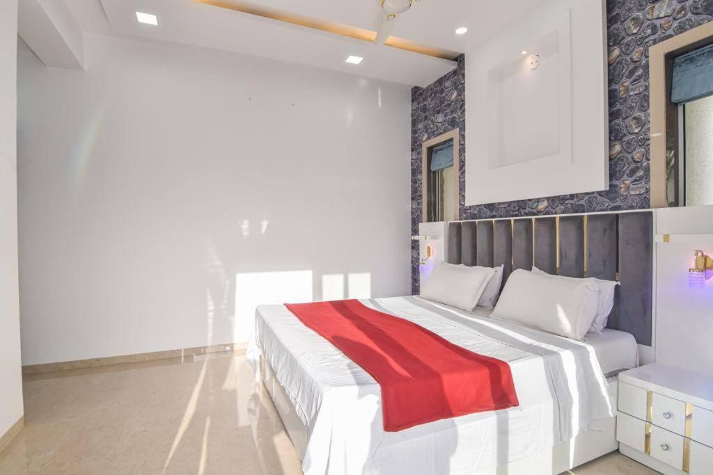 Royal Paradise Villa Lonavala Kültér fotó
