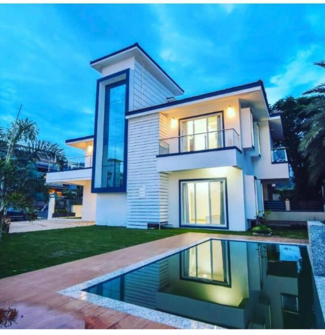 Royal Paradise Villa Lonavala Kültér fotó
